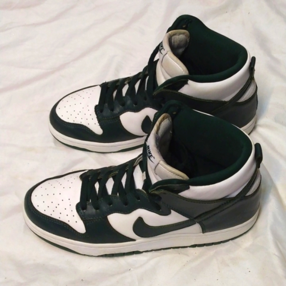 Sold ☀️☀️☀️☀️☀️☀️☀️☀️☀️☀️EUC NIKE DUNK HIGH WHITE/PRO GREEN MEN'S 8.5 - Picture 6 of 7